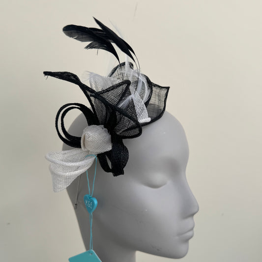 Max and Ellie BF3 Fascinator in Black