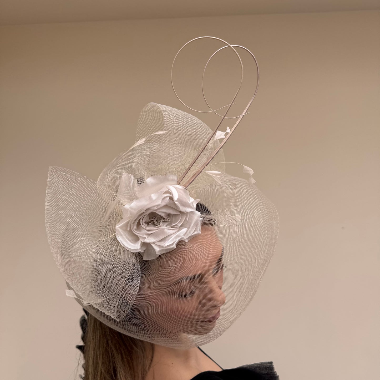 J Bees JB26/114 Champagne Beige Mesh Fascinator