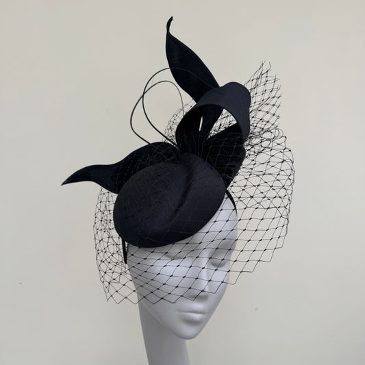 Nigel Rayment 23071 Black Pillbox Fascinator