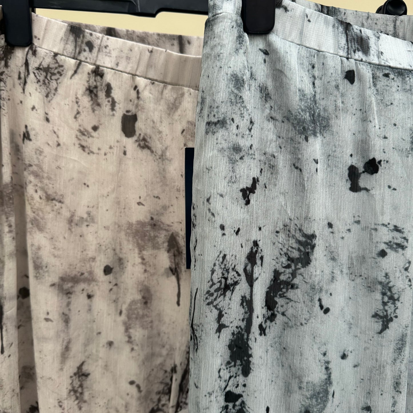 Saloos Loose fitting sheer trousers