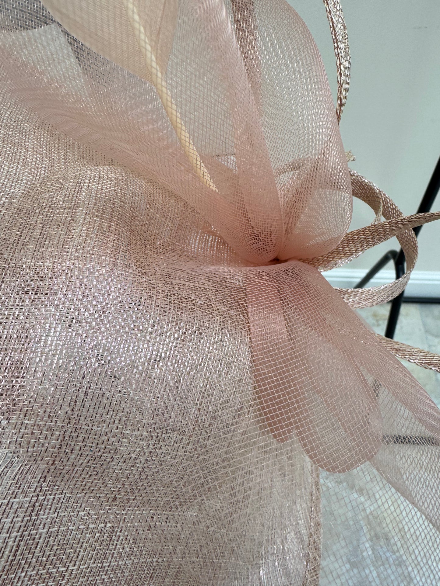 DAMAGED!! Max and Ellie CD7 Rose Gold Hatinator
