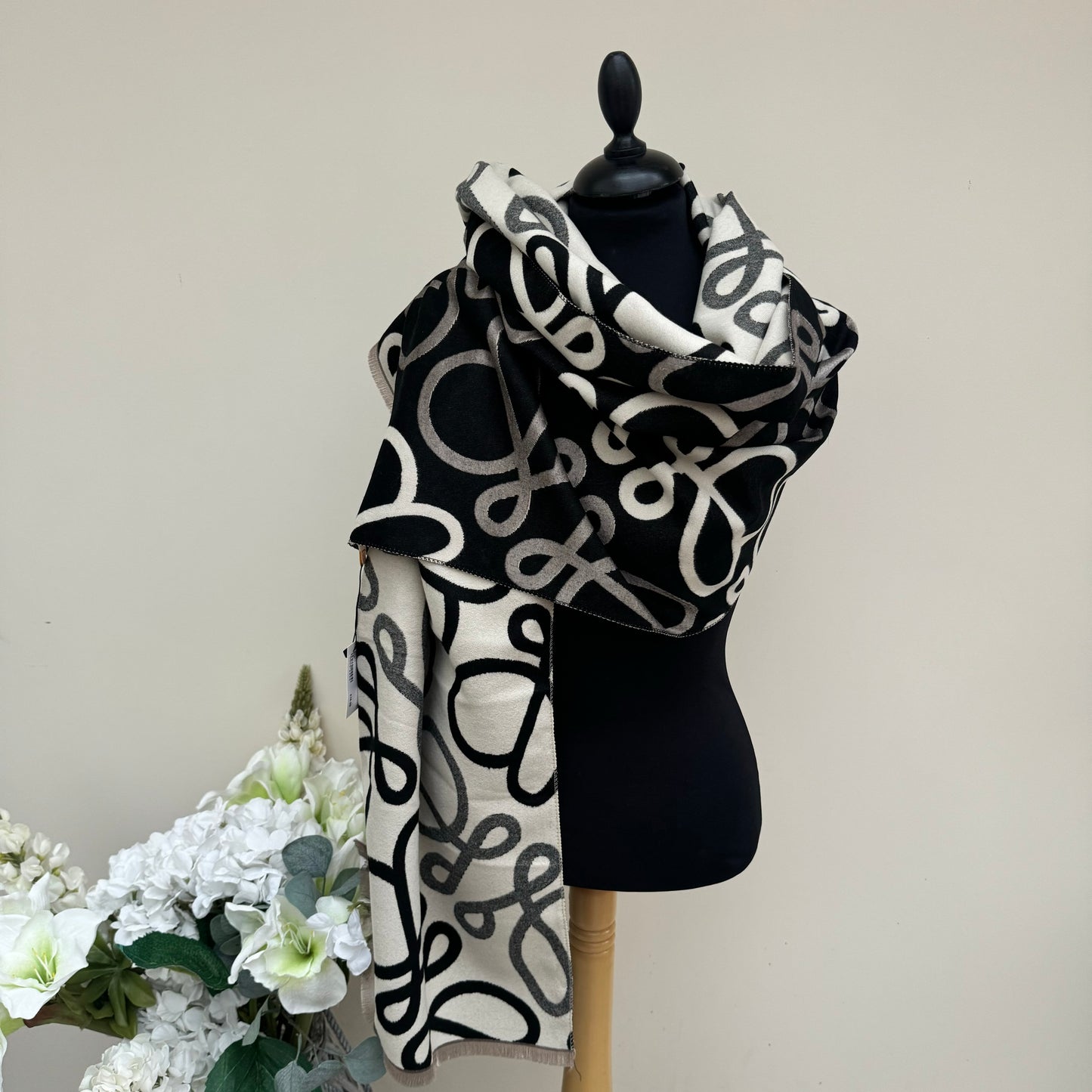Malissa J Reversible 3 Tone Swirl Design Scarf
