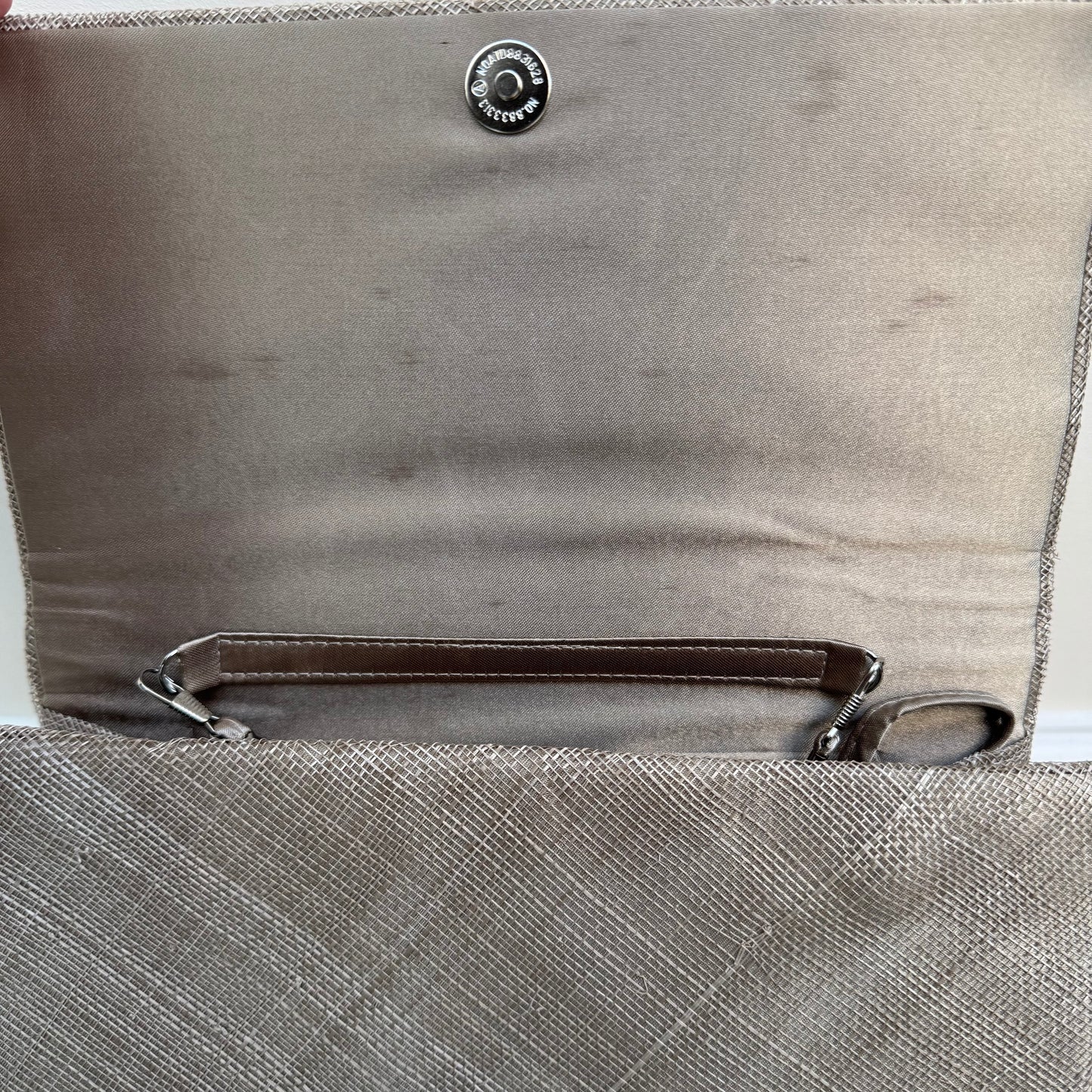 Damaged AX2 Taupe - Marks inside Taupe