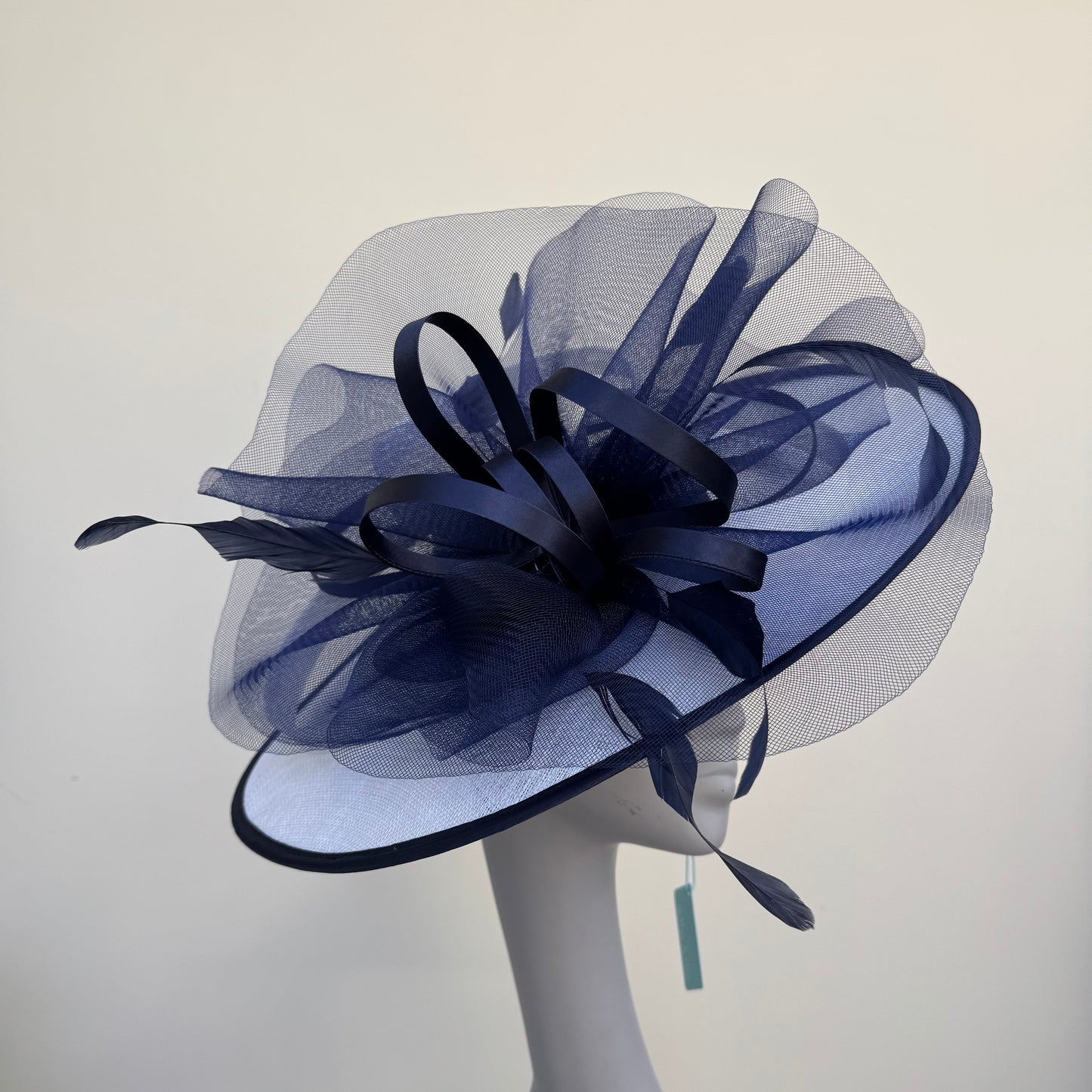 Max and Ellie OD3 White & Navy Crin and Satin Hatinator