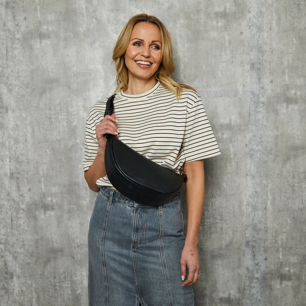 Elie Beaumont Black Leather Hobo Bag
