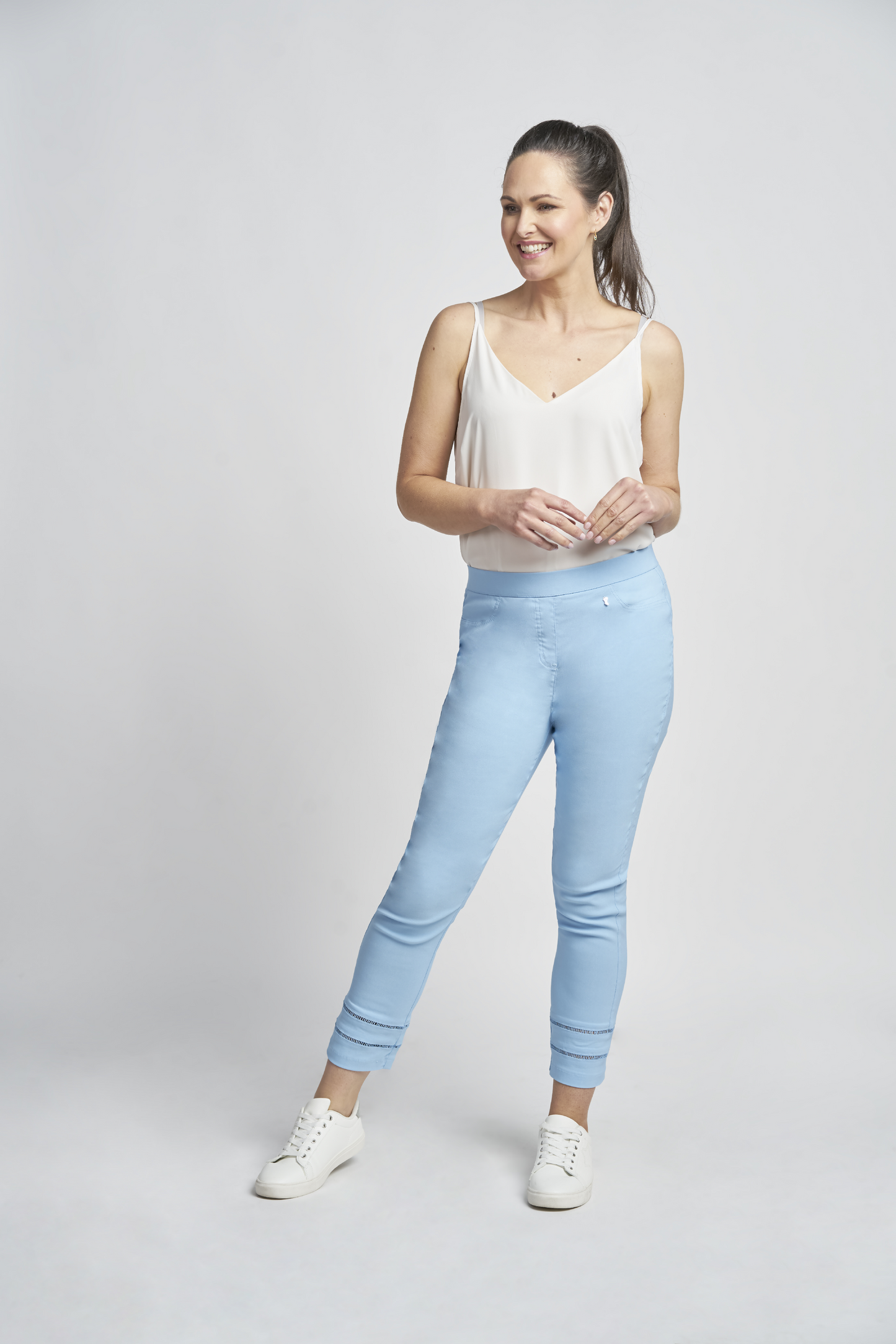 Pinns 632CT Regular Bengline Ankle grazer Hem detail