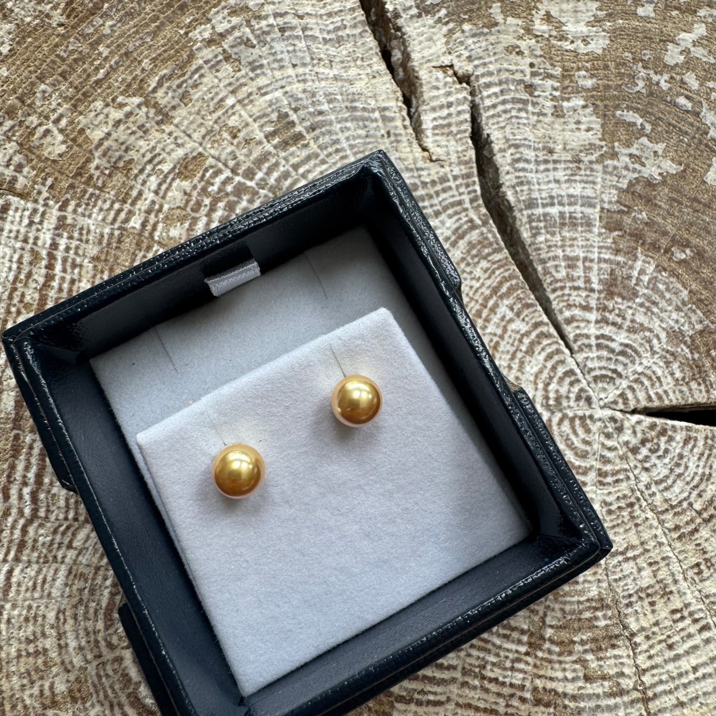 Byzantium 6mm Pearl Studs