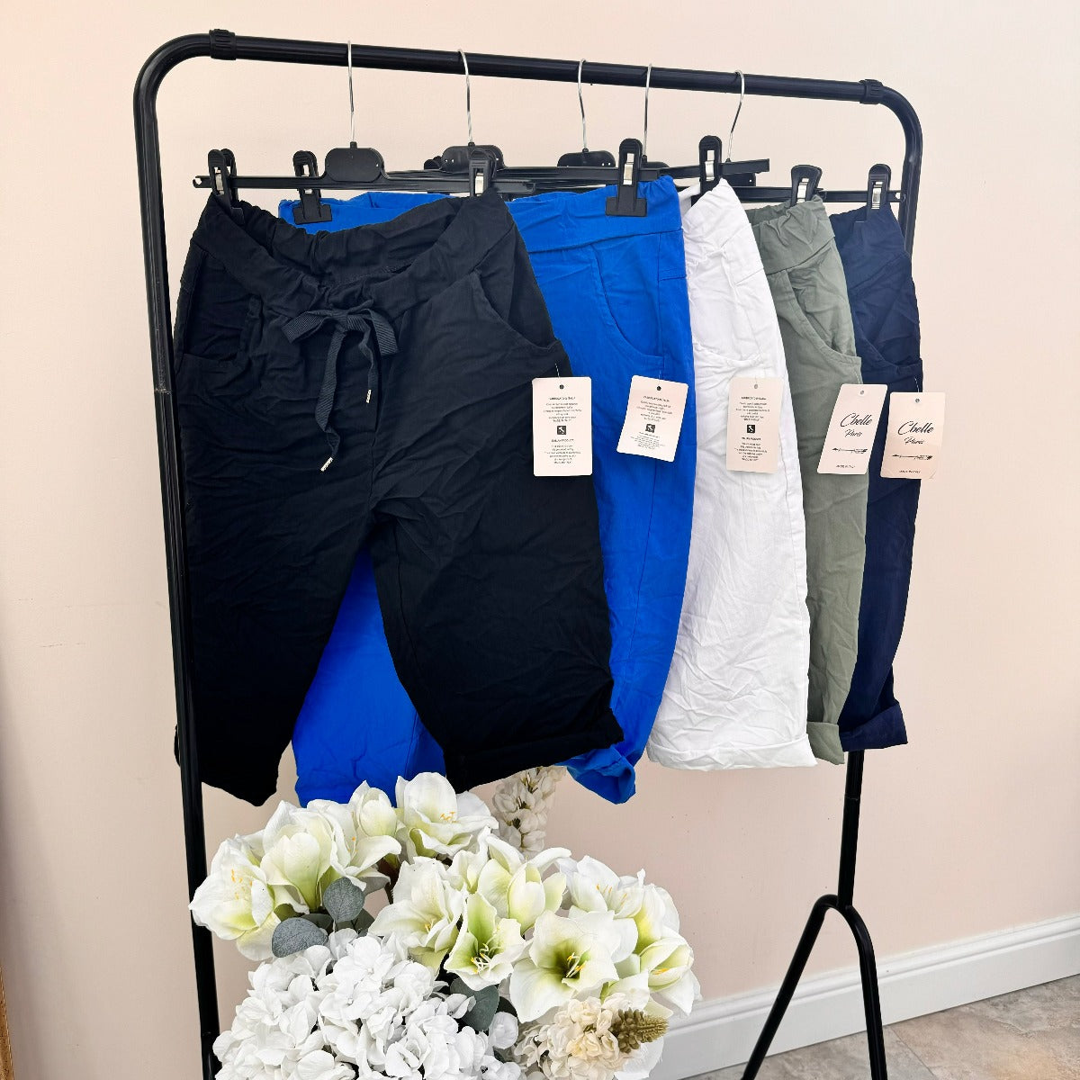 Magic Capri Shorts