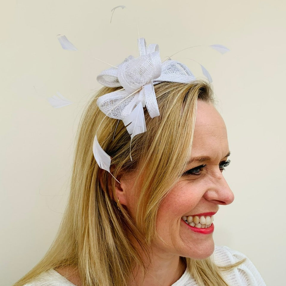 Max and Ellie BF6 Fascinator in White