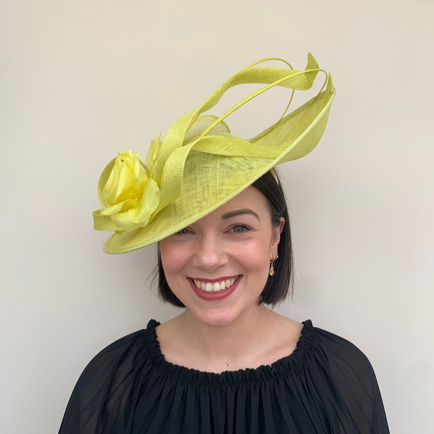 J Bees JB20/155 Rose Twist Hatinator in Yellows