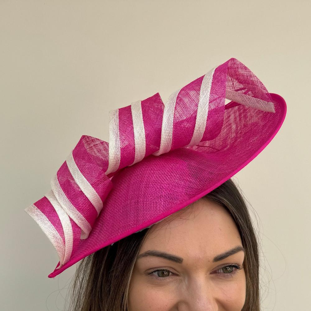 Boardmans Glenda Disc Hatinator in Fuchsia & Ivory