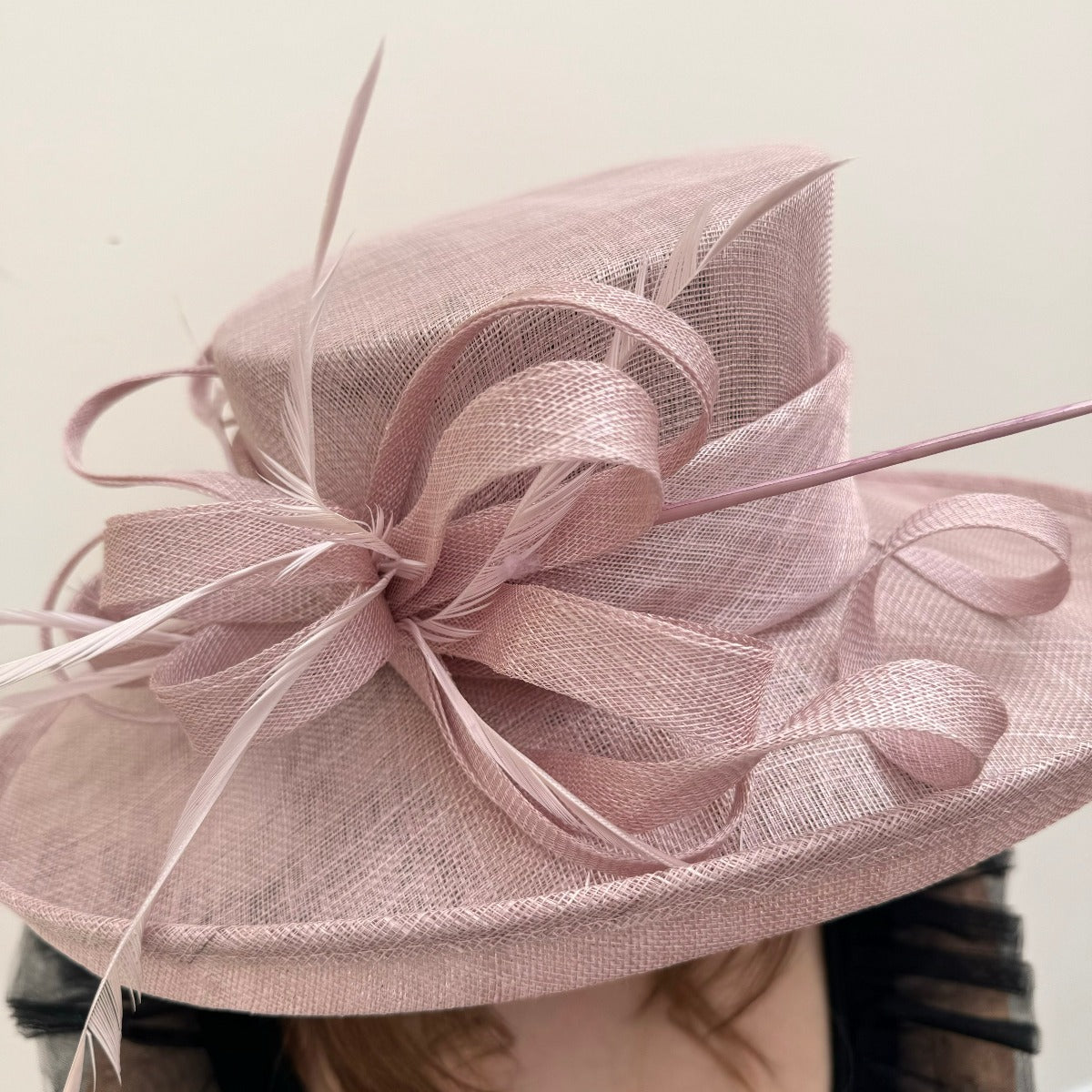 Max & Ellie AH1 Cameo Pale Pink Wedding Hat
