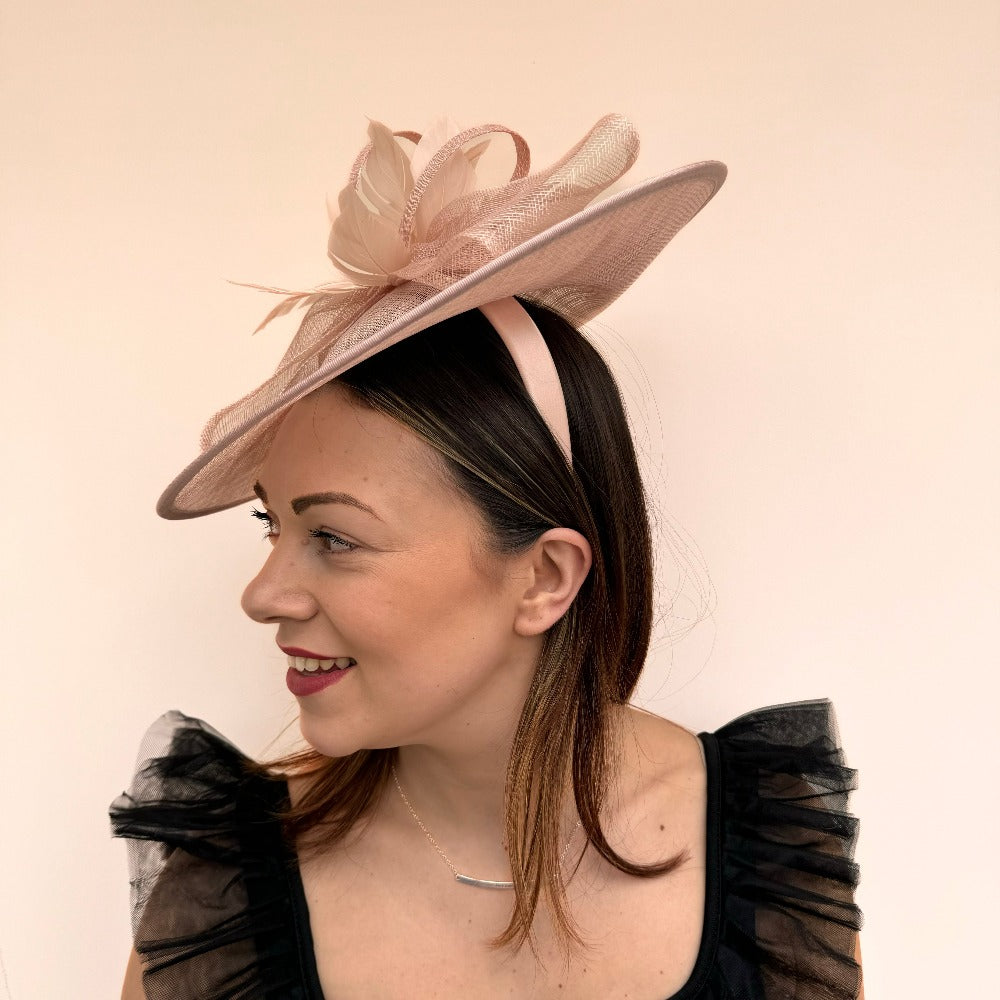 J Bees JB24/28 Feather Centre Hatinator In Pinks