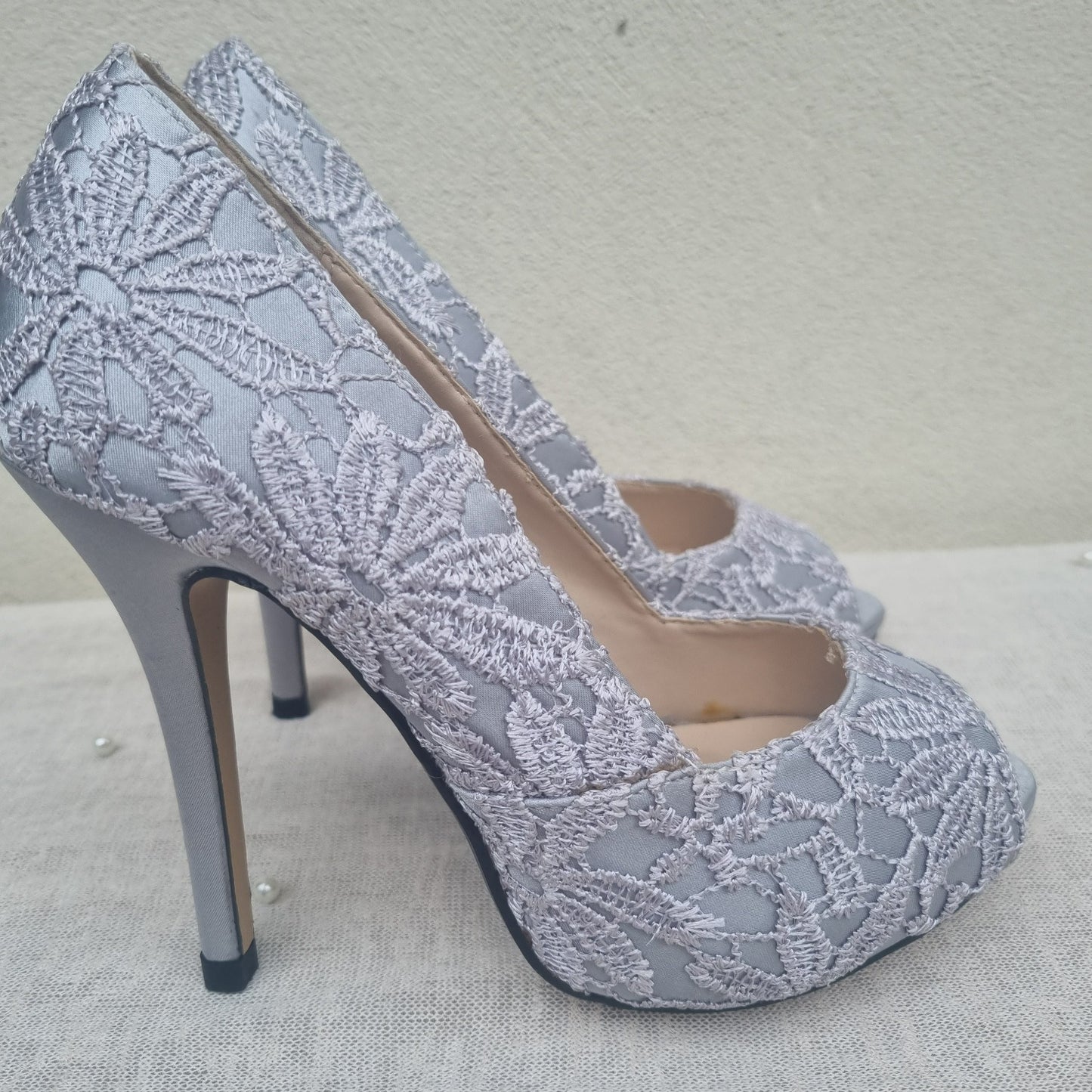 Lace Peep Toe Platform