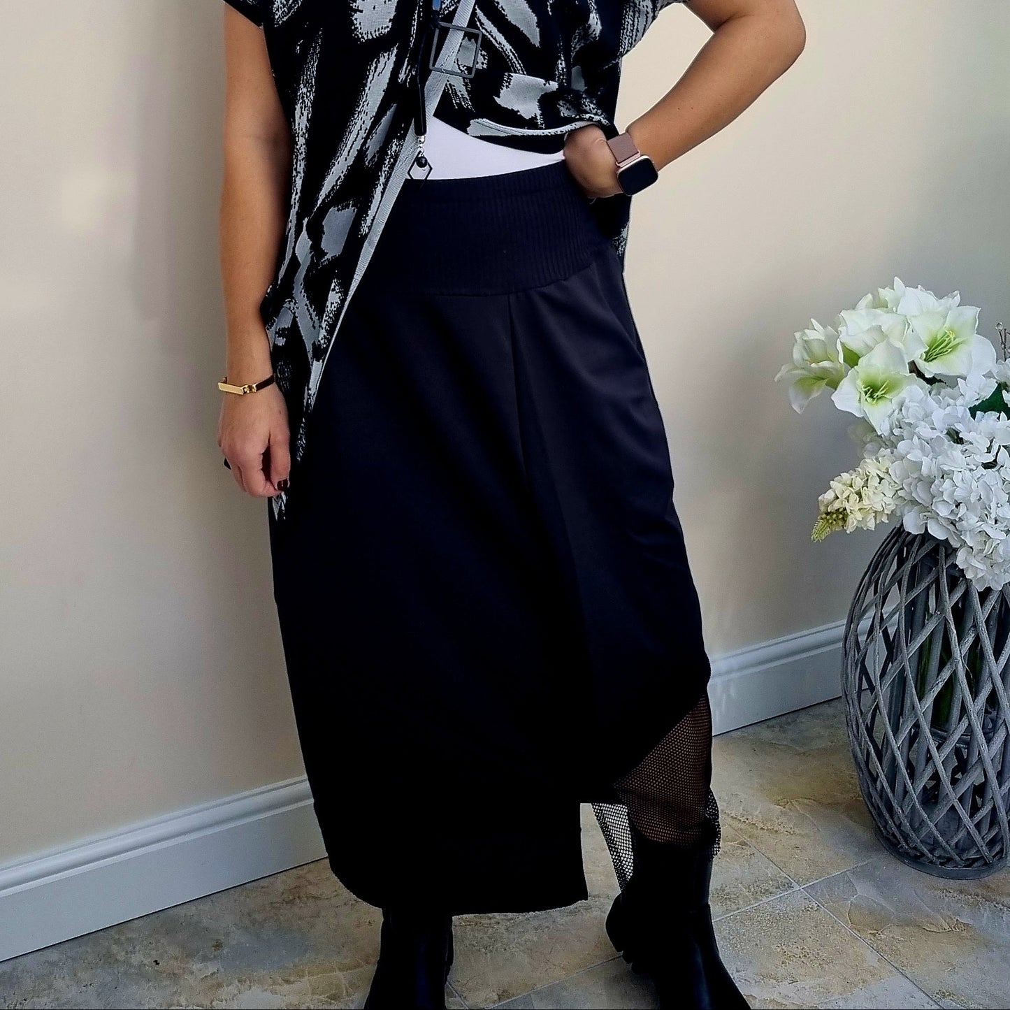 I.NCO Stretch net bottom skirt