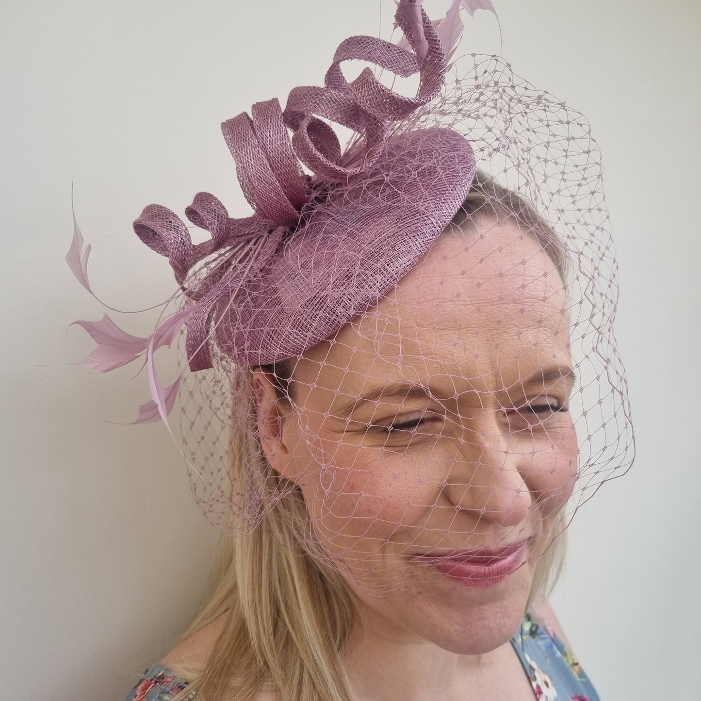 Max and Ellie DD2 Pillbox with veil