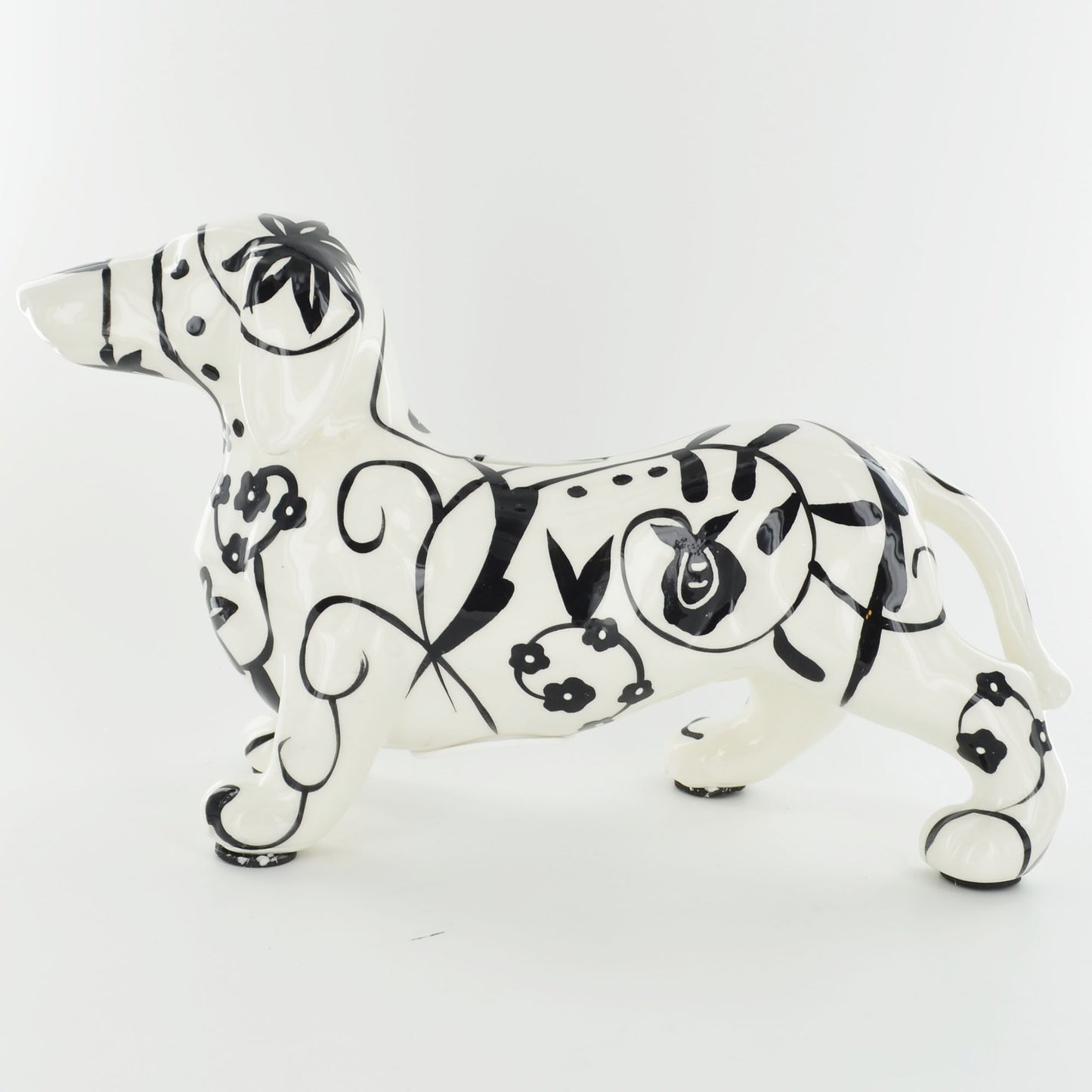 B/W Ted The Teckel Money box