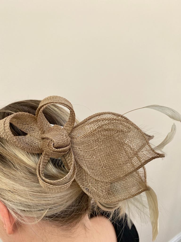Max and Ellie AF3 Comb Fascinator