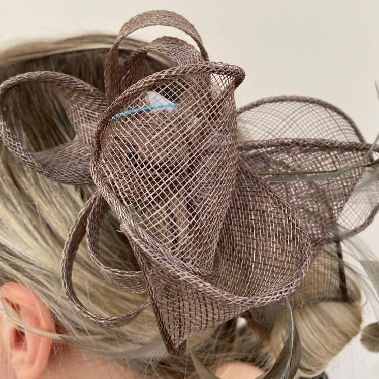 Max and Ellie AF3 Comb Fascinator