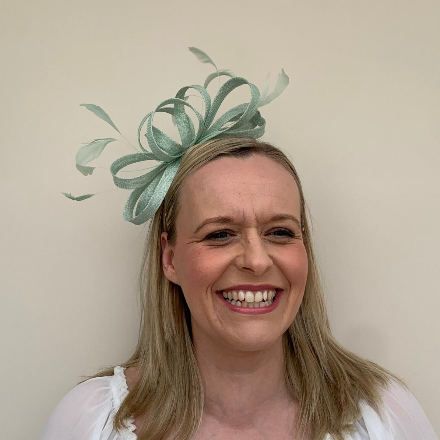 J Bees JB22/238 Fascinator On Headband In Green
