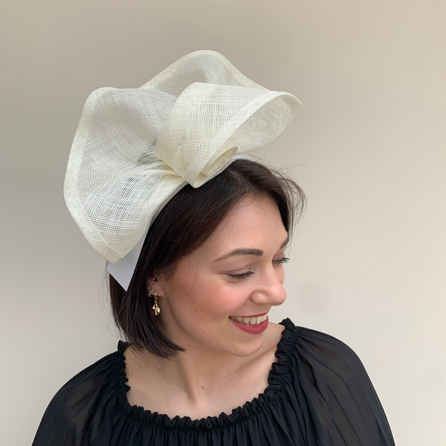 J Bees JB23/297 Fascinator in Ivory
