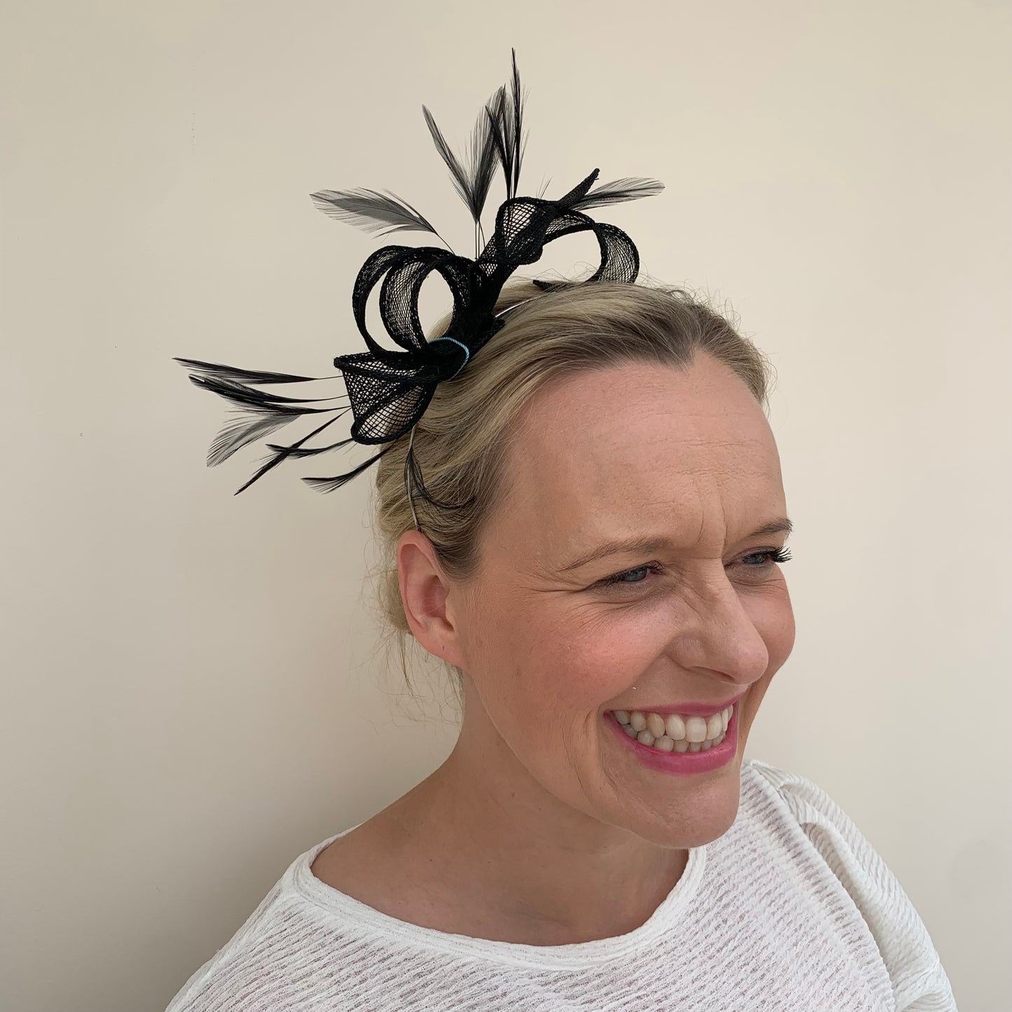 Max and Ellie AF5 Small Fascinator in Black