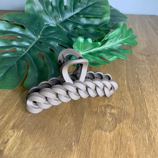 Chain Style Matt Hair Claw Clip