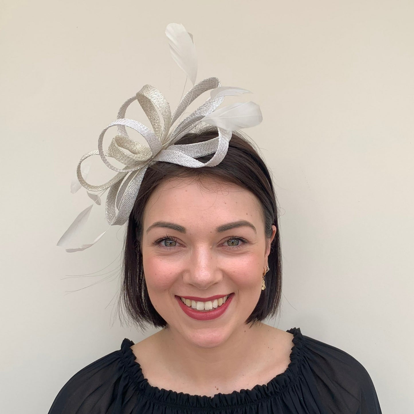 J Bees JB22/238 Fascinator On Headband In Neutrals & Ivory