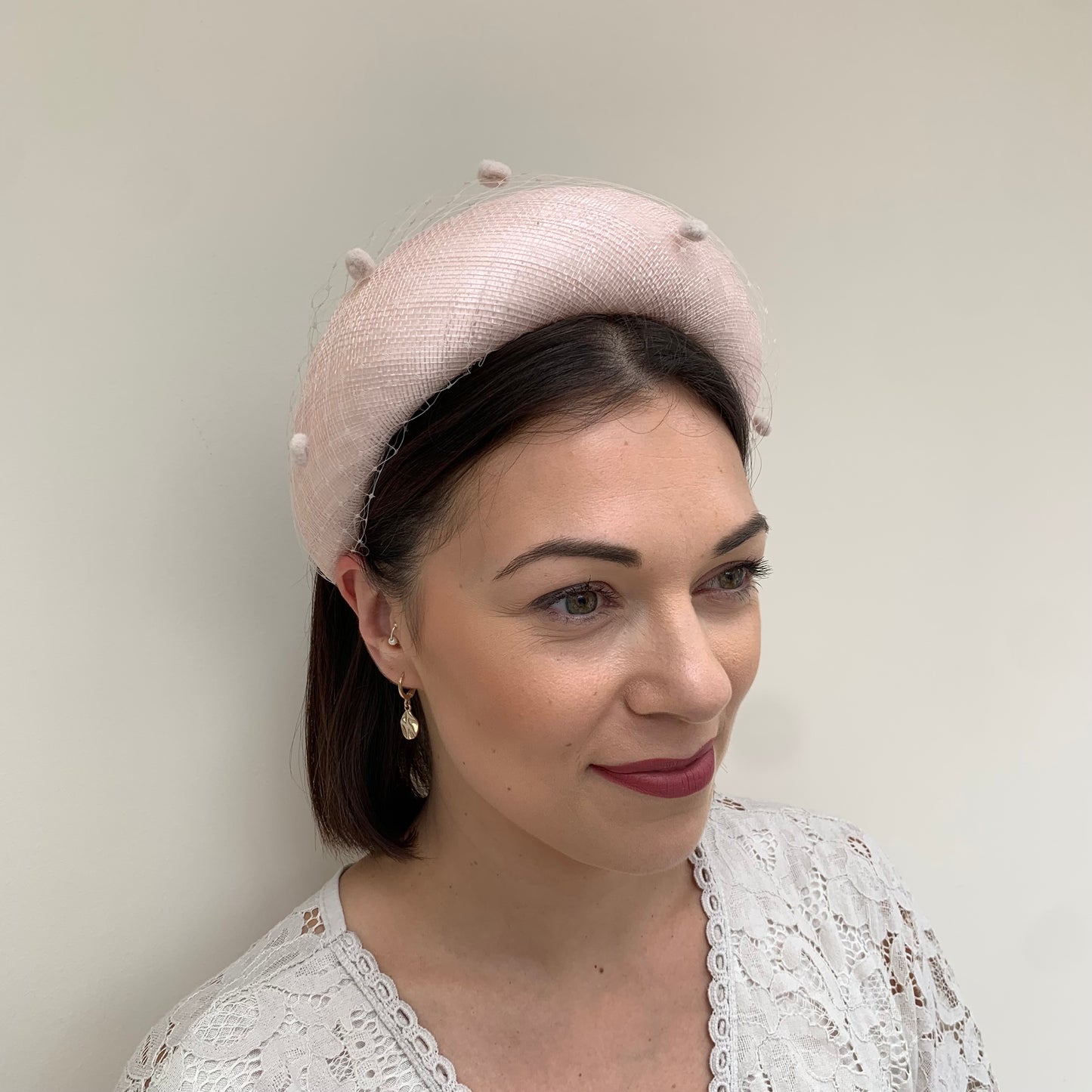 Max and Ellie HF6 Fascinator in Nudes