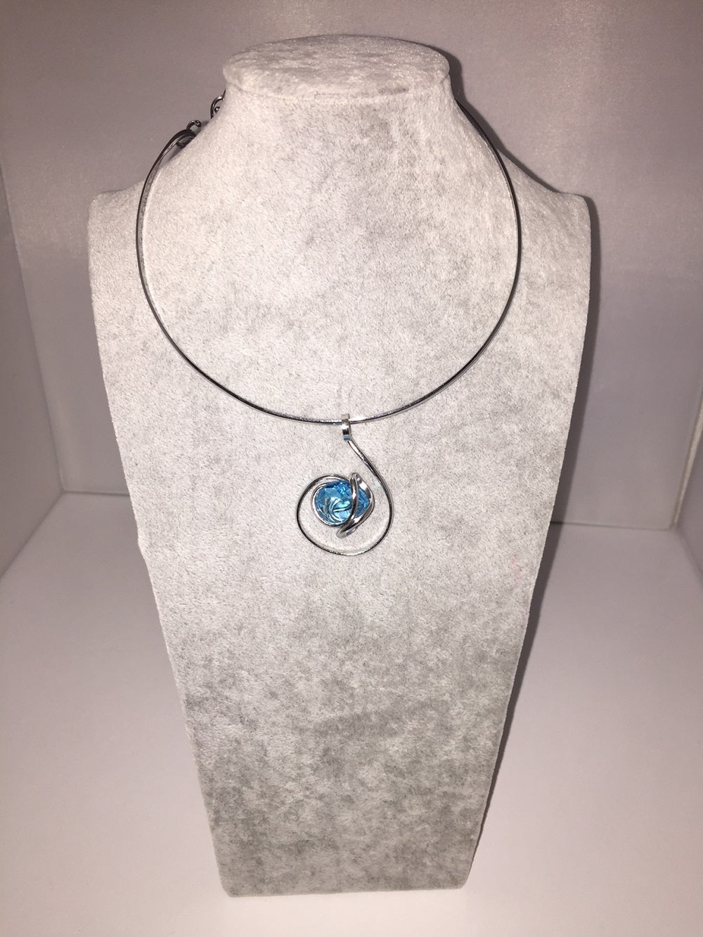 Medium Stone Necklace Handmade in Rhodium Plated Metal