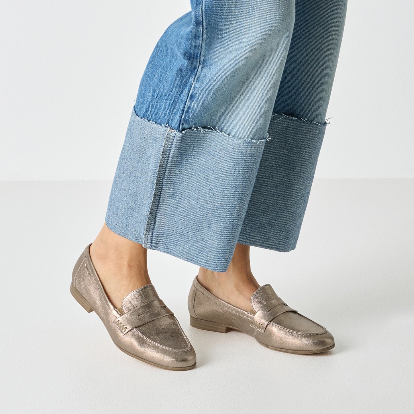 Tamaris 1-24233-46 Light gold Leather Loafers