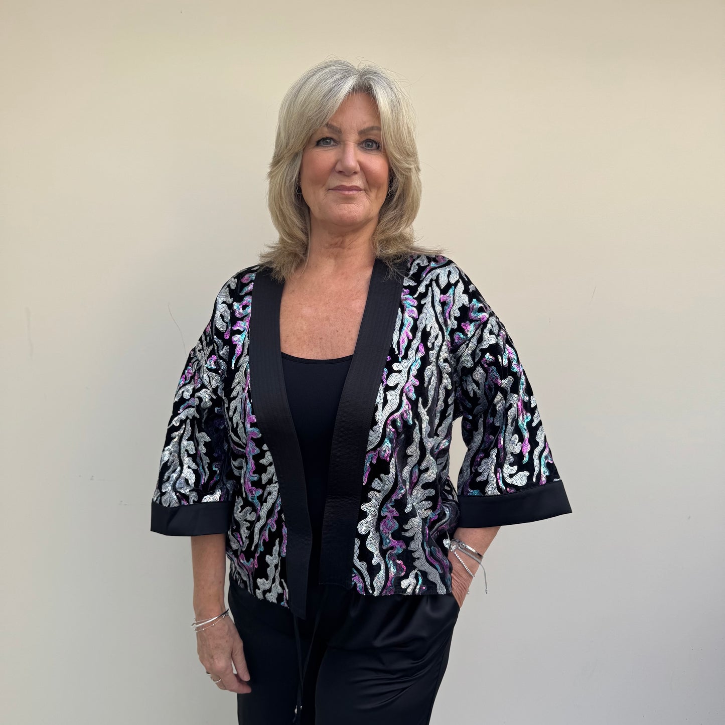 Malissa J WF1547B Short Sequin Kimono