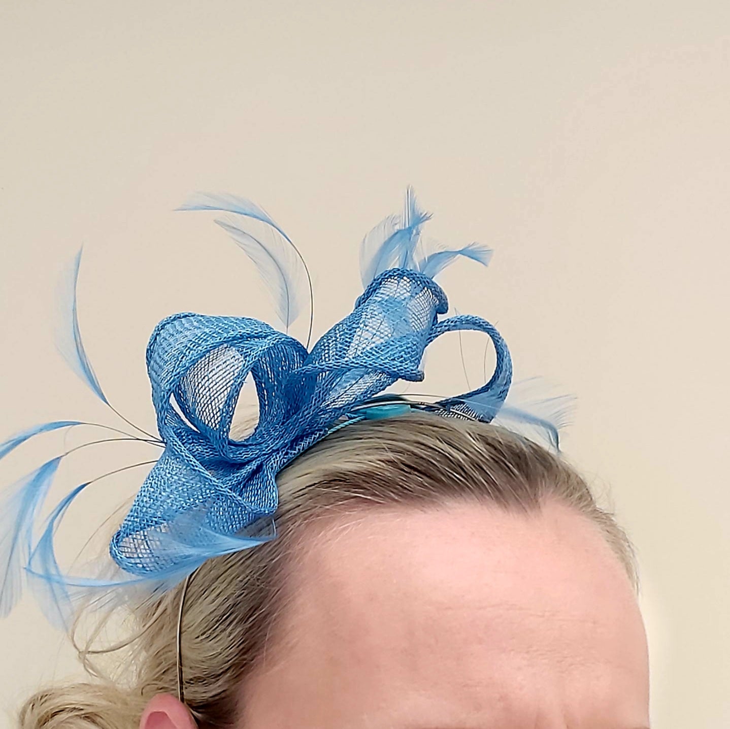 Max and Ellie AF5 Small Fascinator in Blues