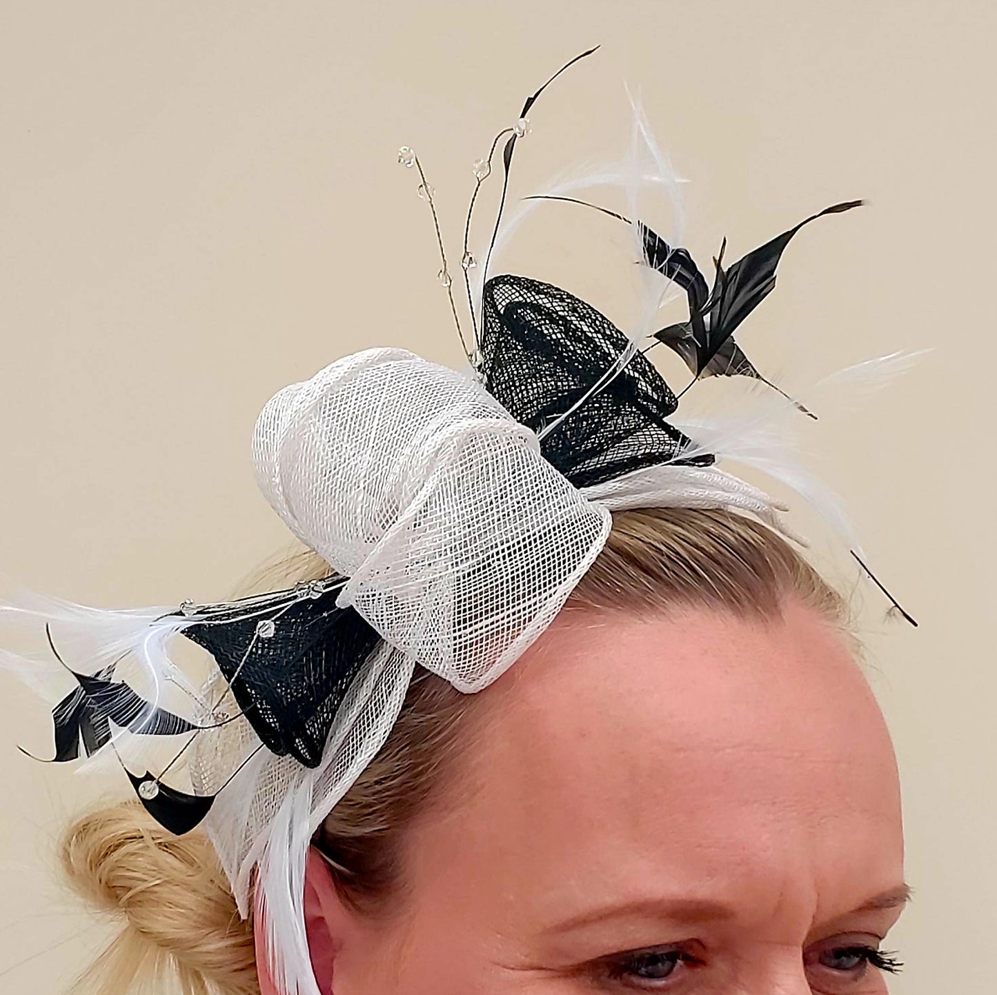 Max and Ellie CF1 Fascinator in White