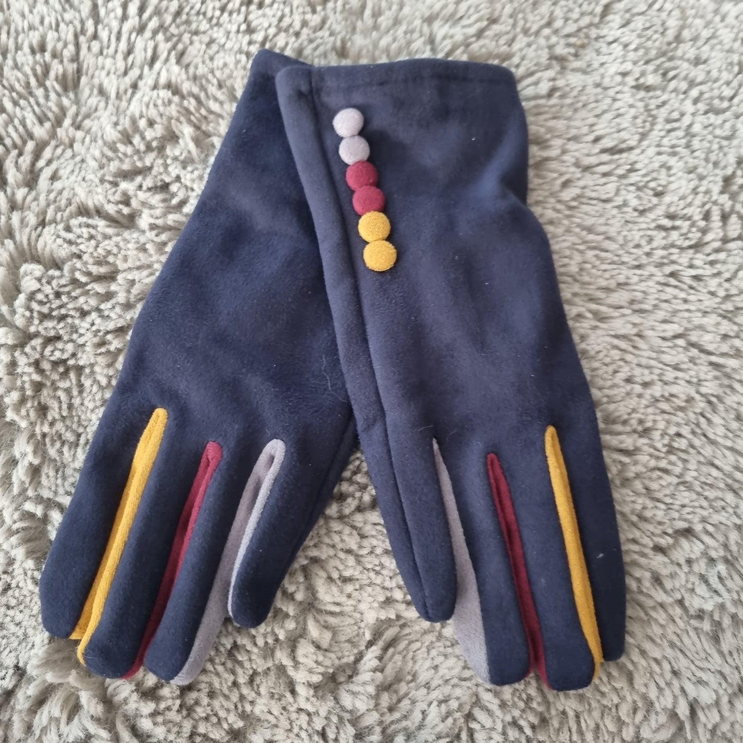 Equilibrium Buttoned Boxed gloves