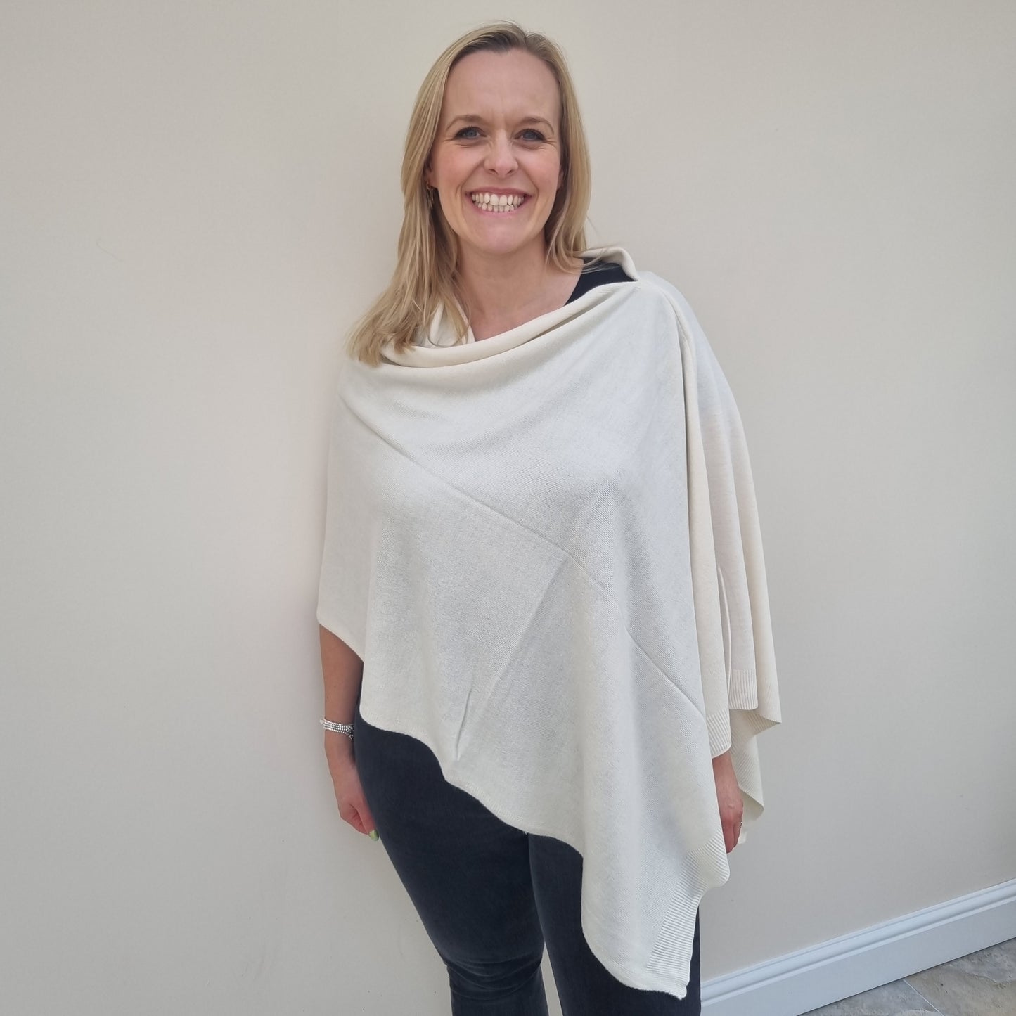 Winter warm knitted poncho