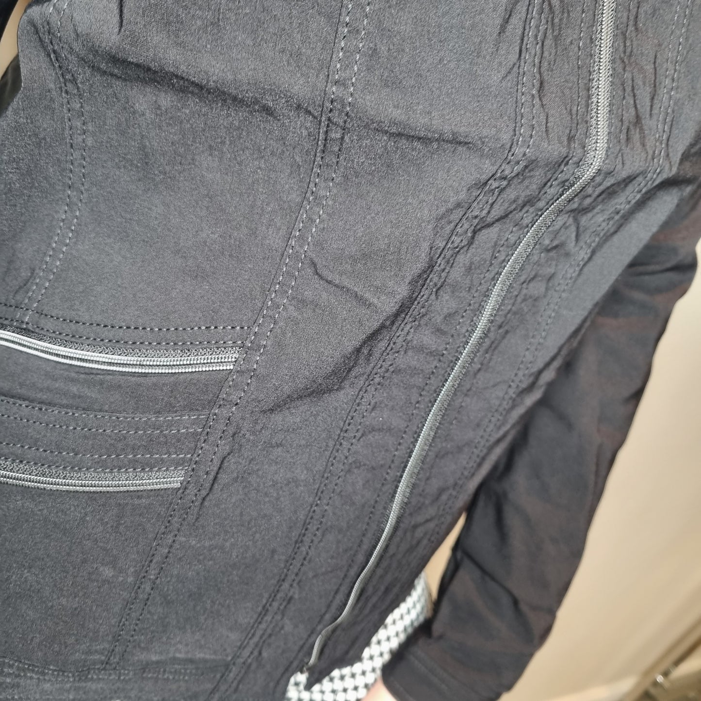 Pinns Black Bengaline Jacket with Zipper Detail