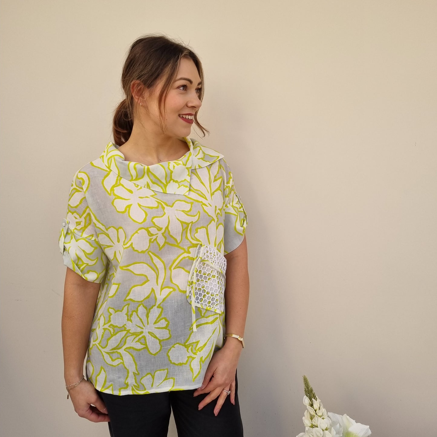 I.NCO Floral Print Net Pocket Top