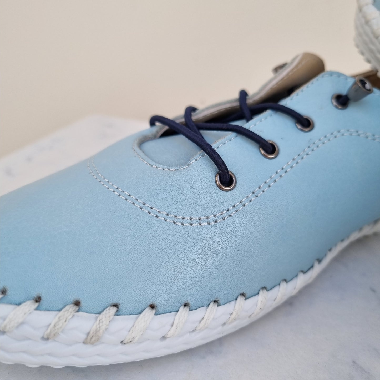 Shoozy Iris Leather Plimsole