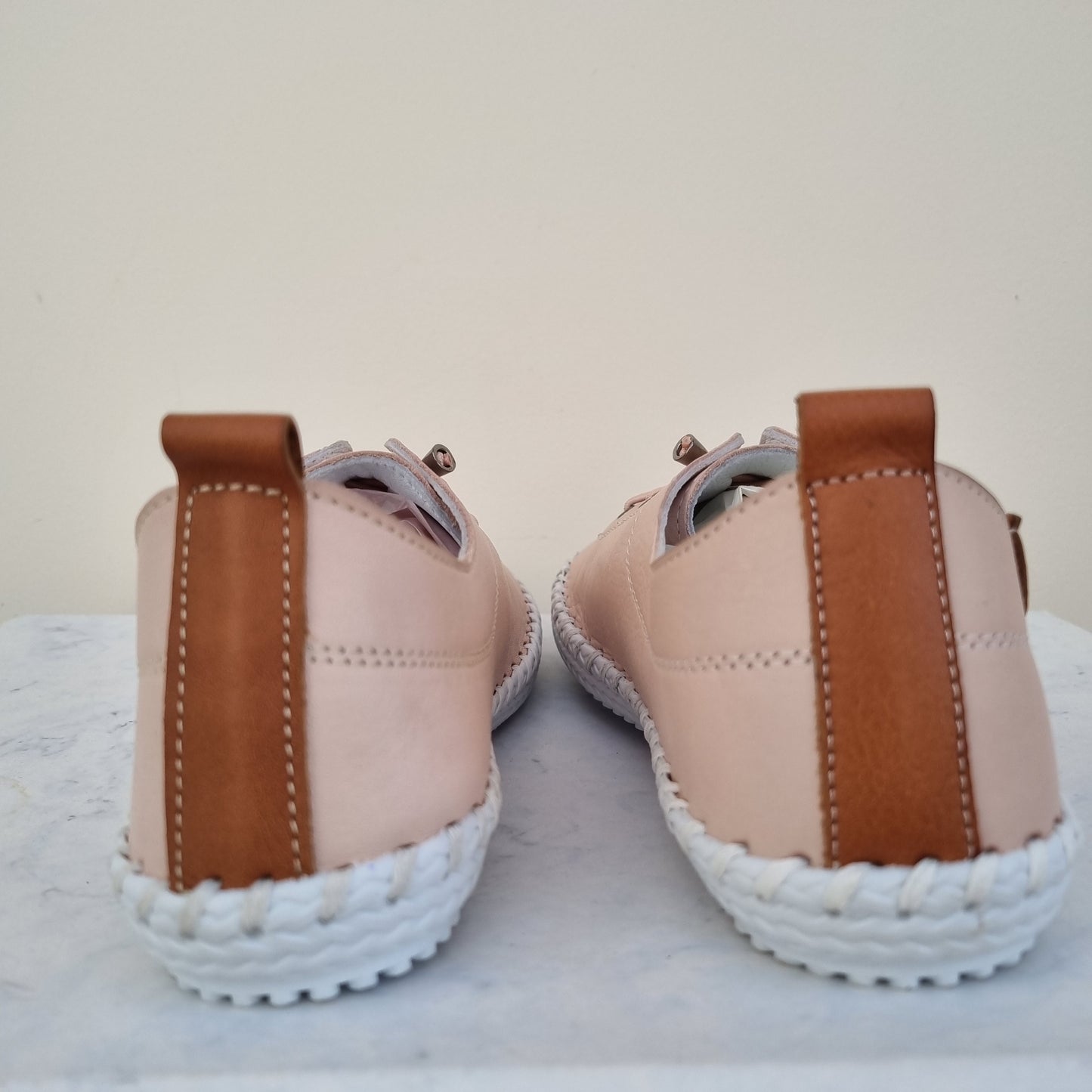 Shoozy Iris Leather Plimsole