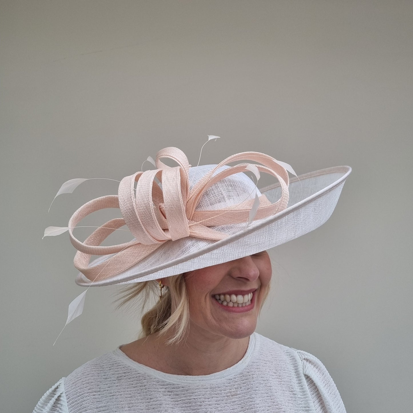 J Bees JB24/48 Ivory and Nude Wedding Hatinator