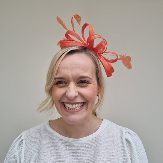 J Bees JB22/238 Fascinator On Headband In Oranges