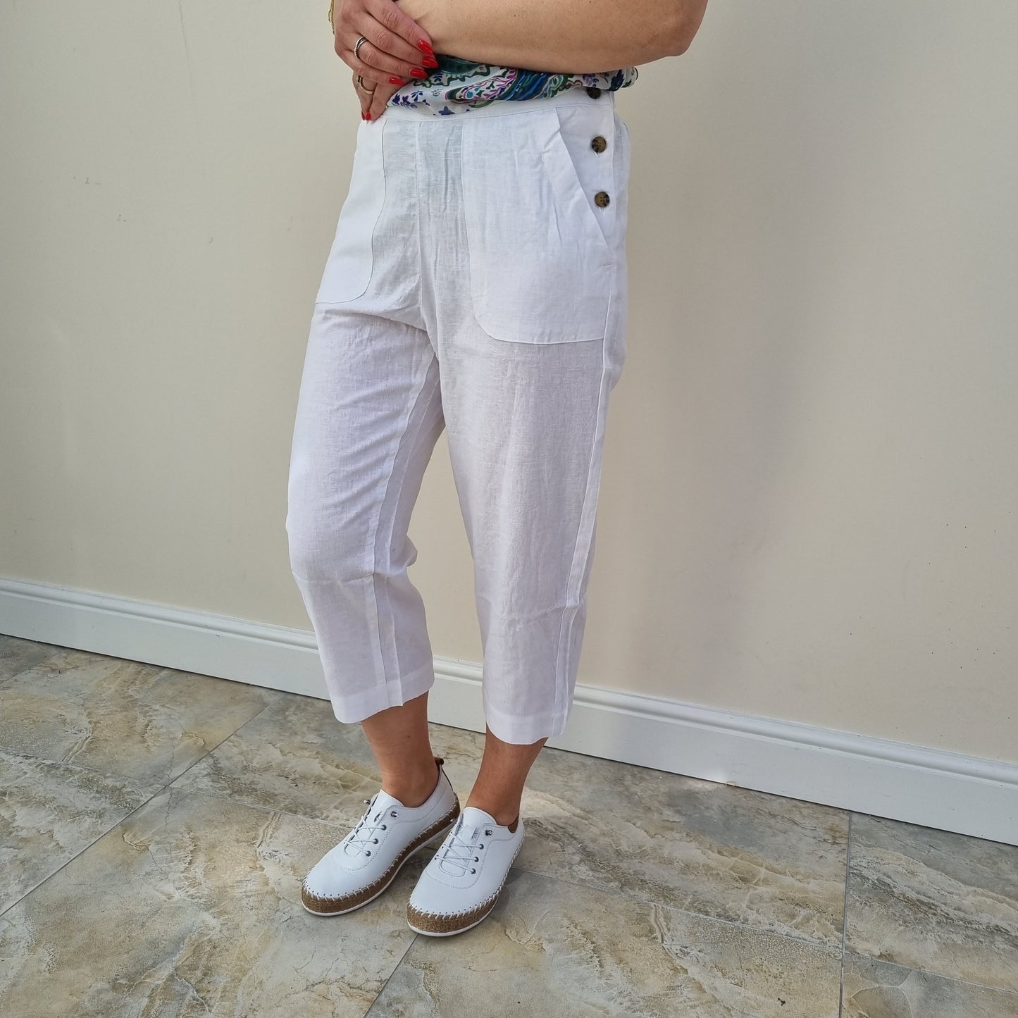 Linen 3/4 Length Trousers