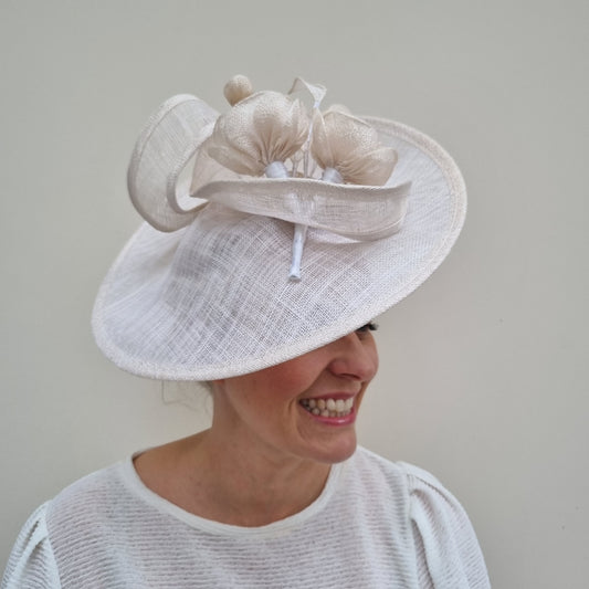 Max and Ellie RD7 Off White - Ex display