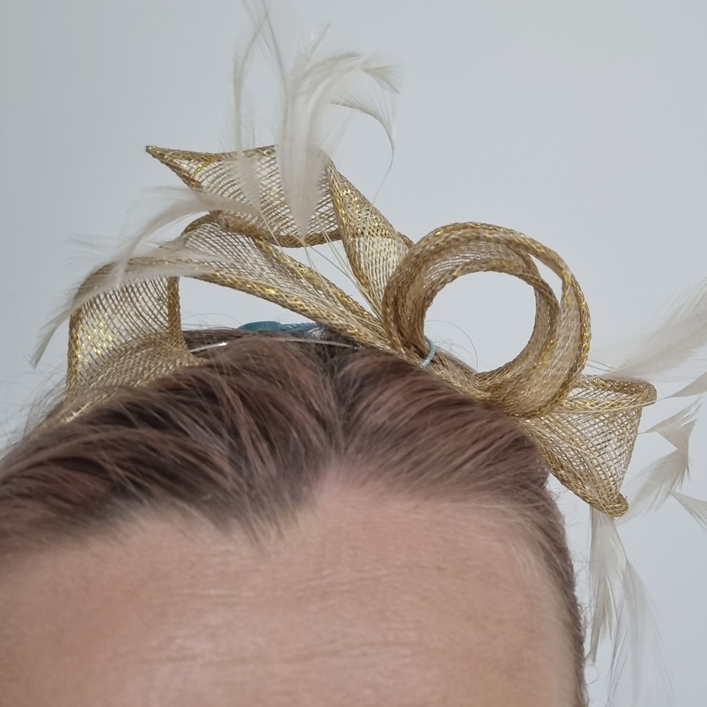 Max and Ellie AF5 Small Fascinator on Headband in Gold