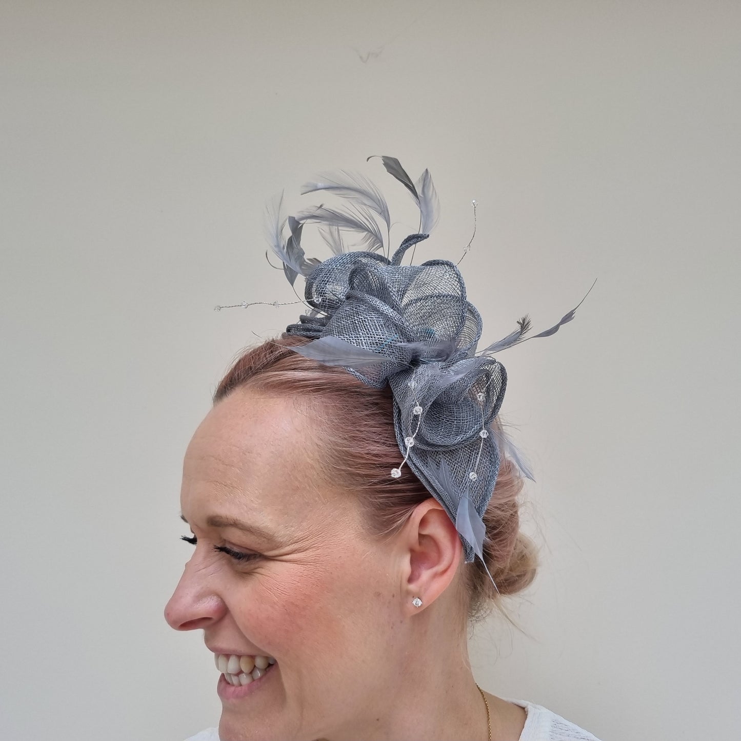 Max and Ellie CF1 Fascinator in Silver & Grey