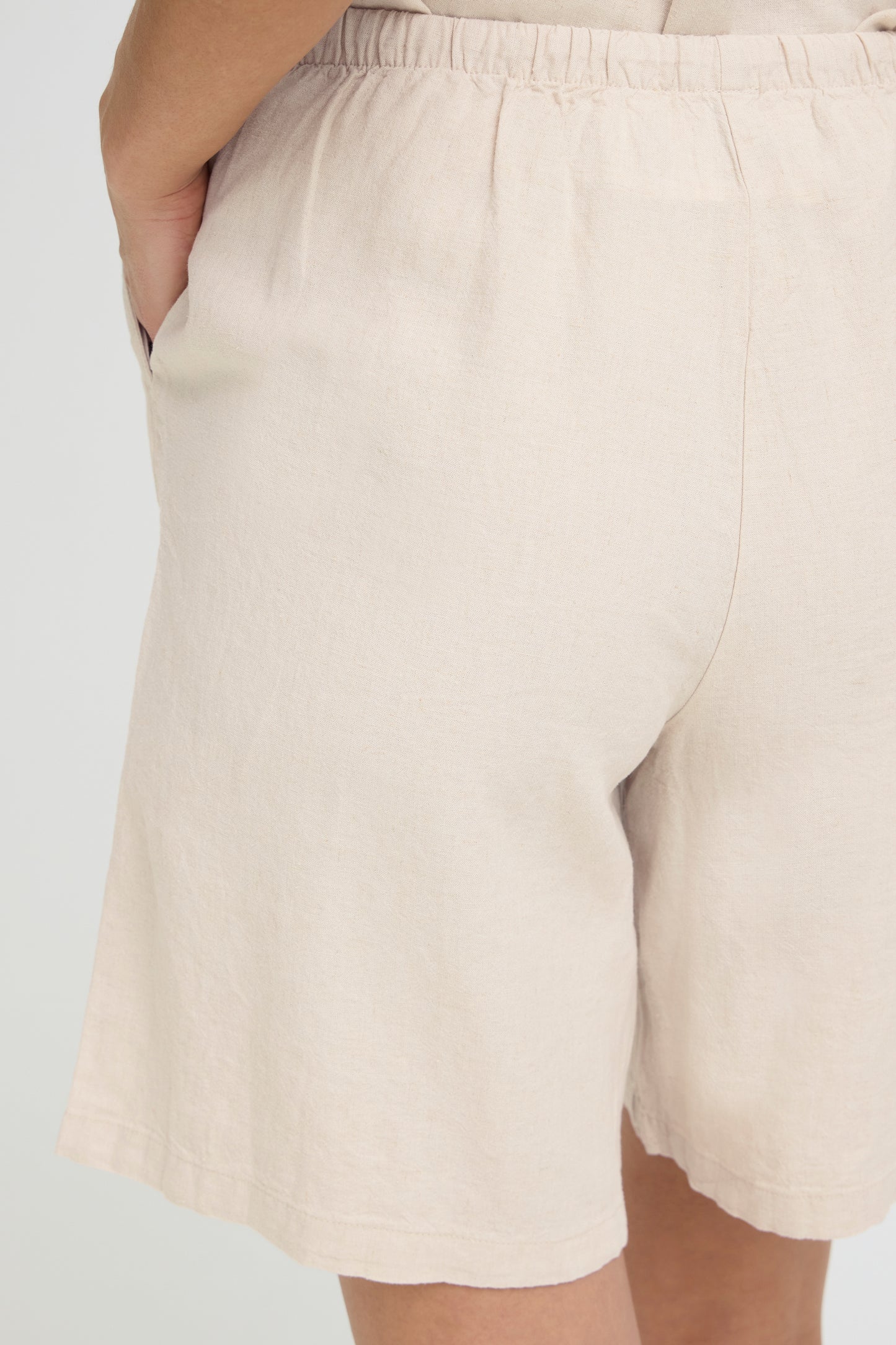 B Young BYFALAKKA Long Shorts 20816608