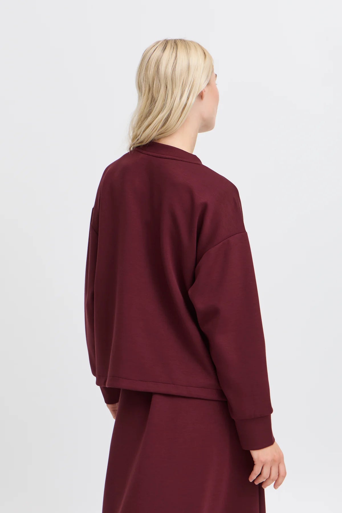 B.Young BY Pusti V Neck Cropped Top