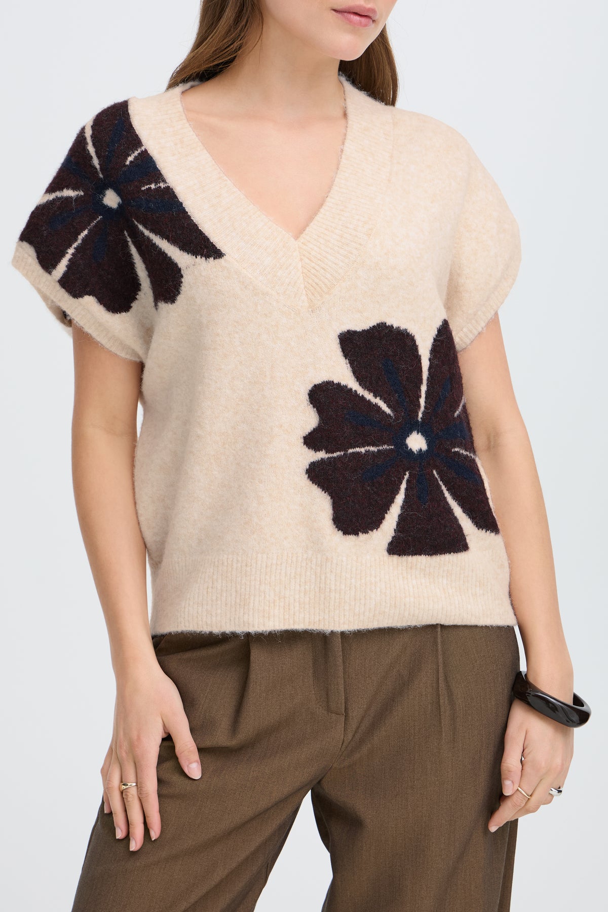 B.Young Byomea V Neck Slipover