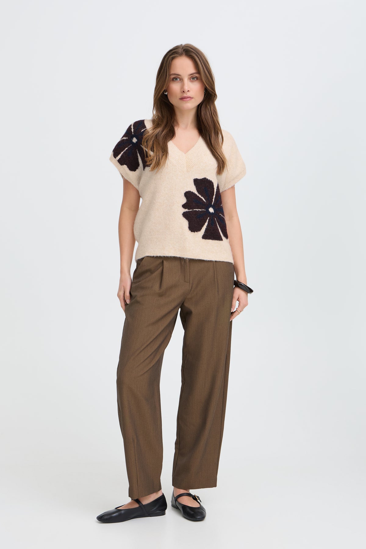B.Young Byomea V Neck Slipover